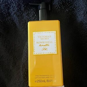 Victoria’s Secret Bombshell Amalfi Lotion